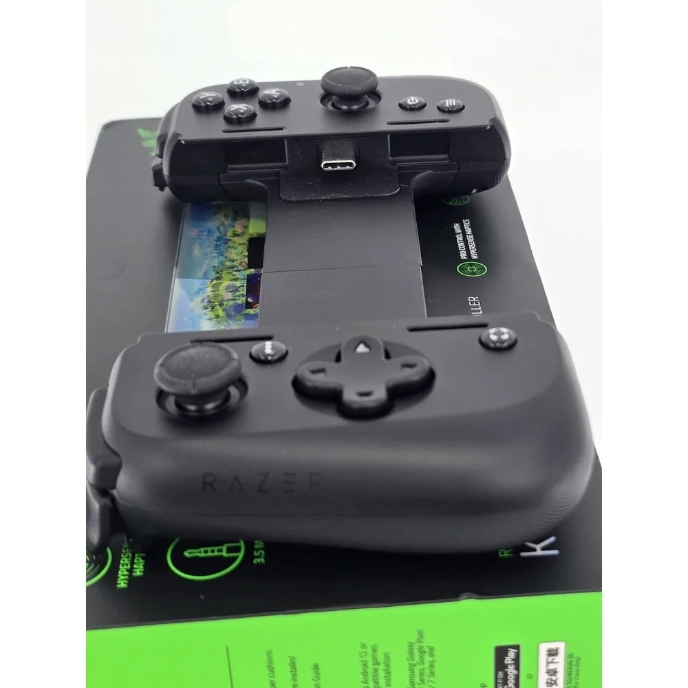 RAZER KISHI V2 PRO MOBILE GAMING CONTROLLER FOR ANDROID RZ06-04580100-R3M1
